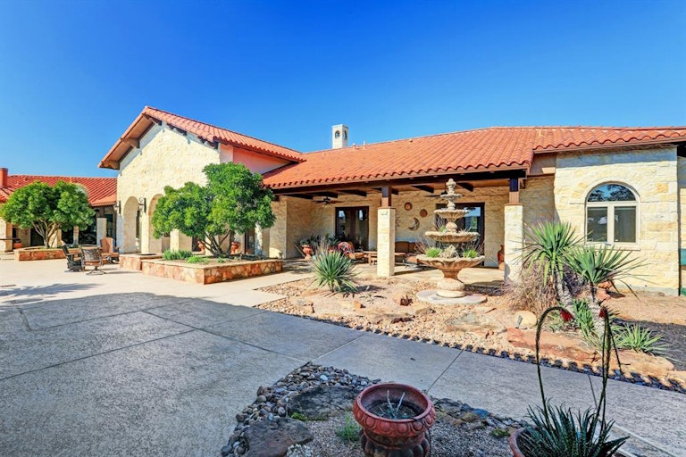 Photo 48 of 49 - 2517 Sierra Madre St, Friendswood, TX 77546