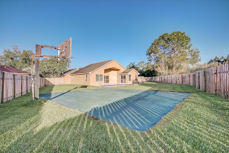 Photo 5 of 33 - 22 Moor Green Ct, Ocoee, FL 34761