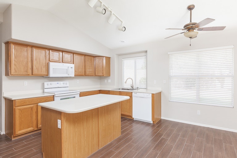 Photo 9 of 26 - 1238 S Brentwood Ct, Chandler, AZ 85286