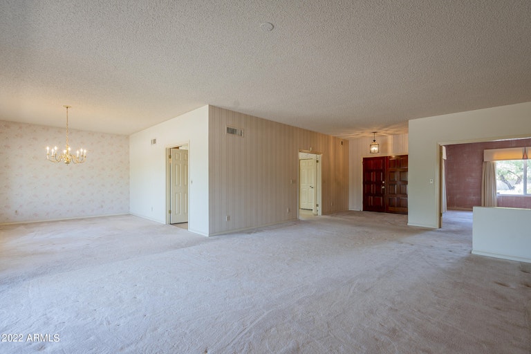 Photo 6 of 30 - 10533 E Desert Cove Ave, Scottsdale, AZ 85259