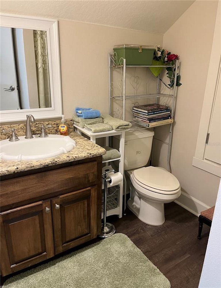 Photo 22 of 39 - 6009 Laurel Oak Dr, Lakeland, FL 33811