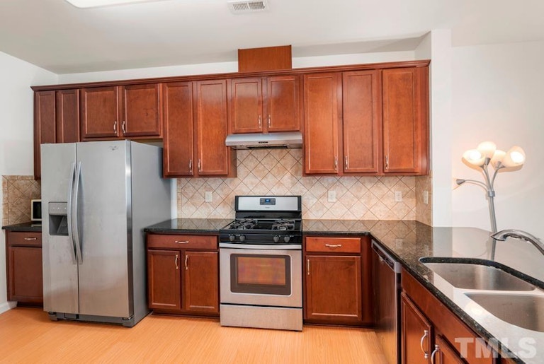 Photo 6 of 25 - 68 Intuition Cir, Durham, NC 27705