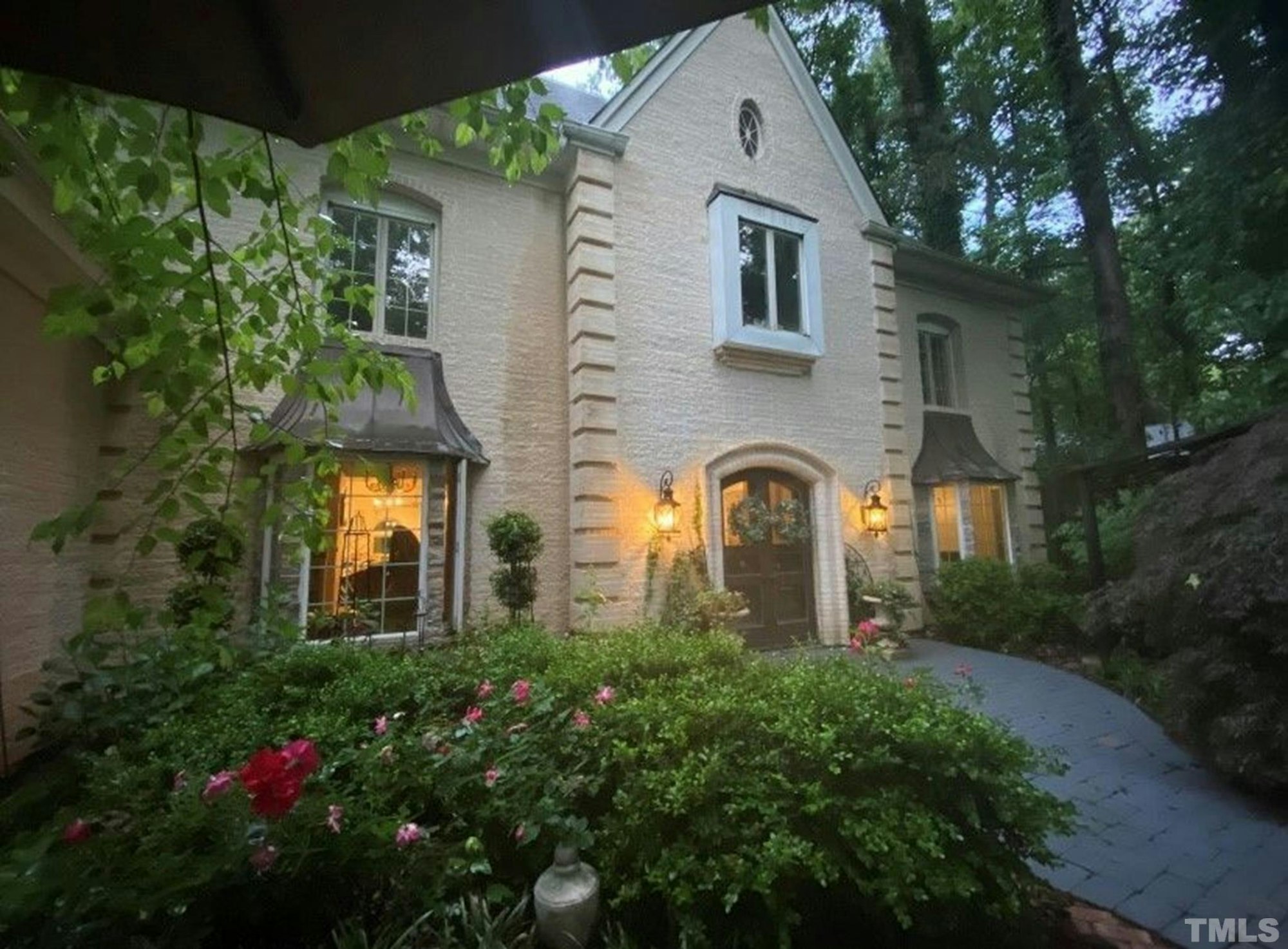 Photo 1 of 49 - 1204 Queensferry Rd, Cary, NC 27511