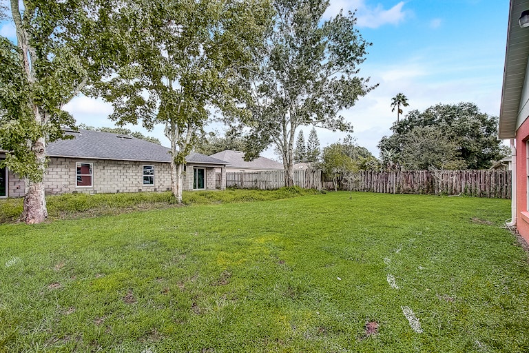 Photo 33 of 33 - 212 Ashford Pl, Kissimmee, FL 34758