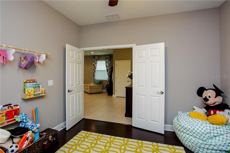 Photo 19 of 24 - 8389 Nandina Dr, Sarasota, FL 34240