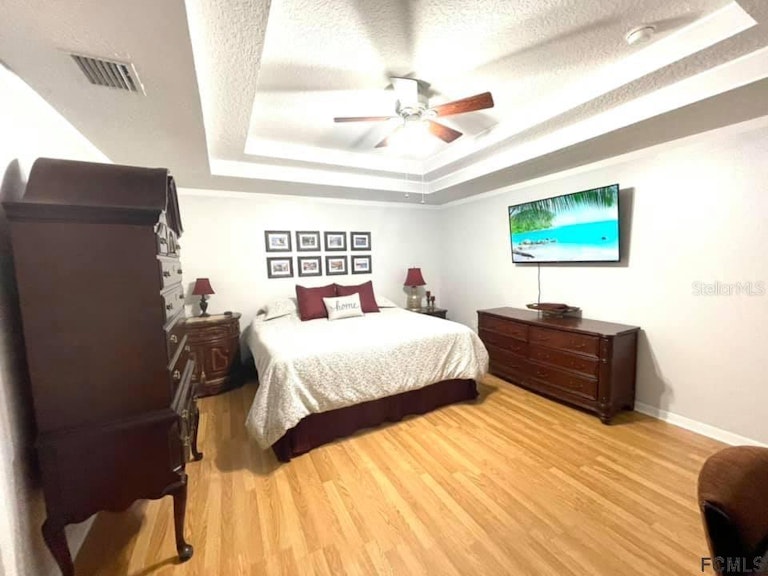 Photo 5 of 40 - 1 Pierce Ln, Palm Coast, FL 32164