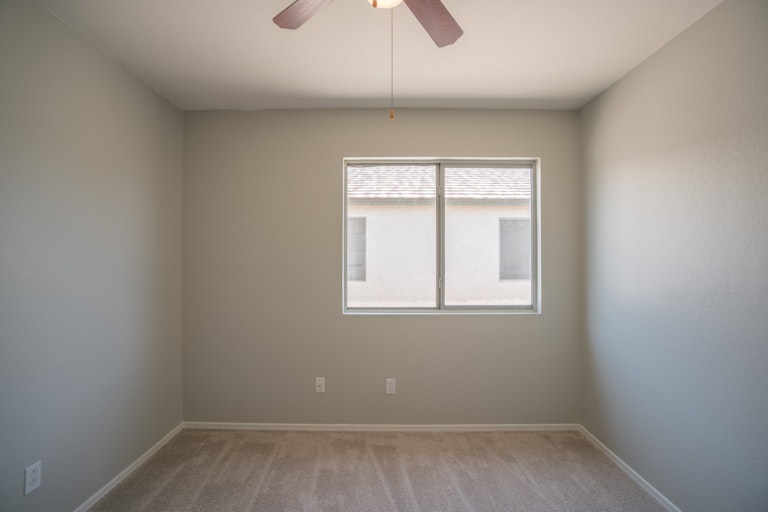 Photo 17 of 24 - 15012 W Calavar Rd, Surprise, AZ 85379