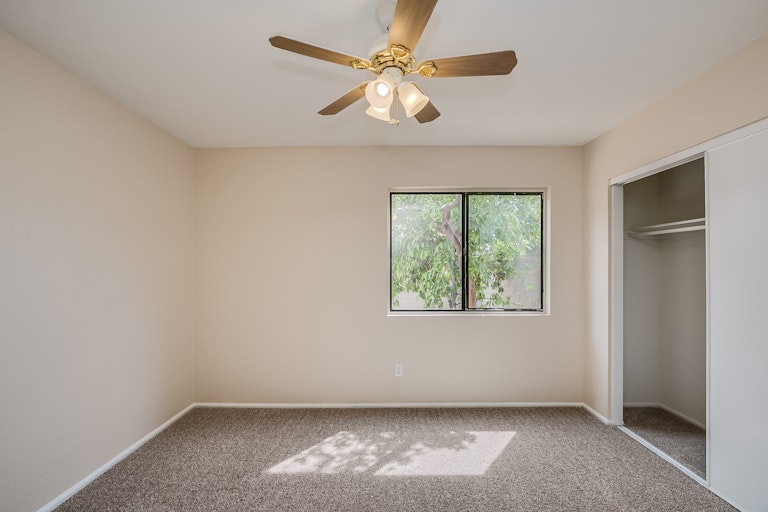 Photo 22 of 34 - 3014 W Daley Ln, Phoenix, AZ 85027