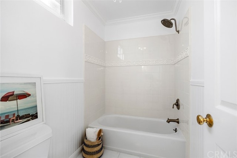Photo 23 of 30 - 1978 Port Nelson Pl, Newport Beach, CA 92660