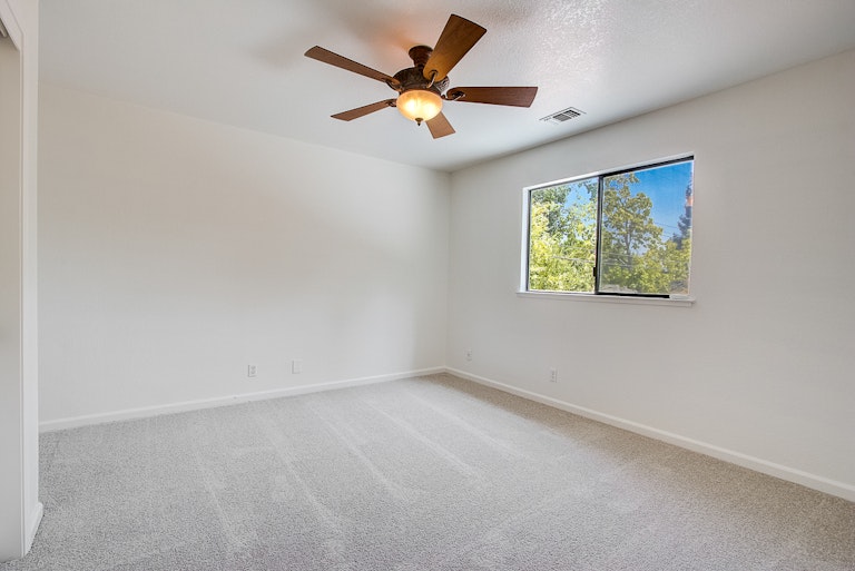 Photo 19 of 36 - 4232 Empire Way, Carmichael, CA 95608