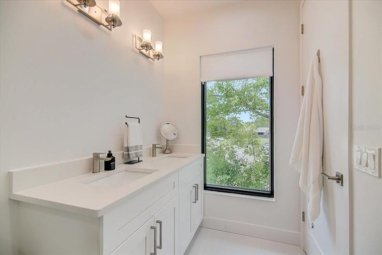 Photo 20 of 42 - 8723 Palm Ranches Pl, Tampa, FL 33614