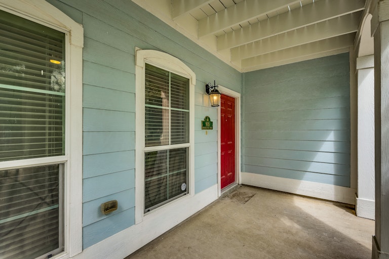 Photo 7 of 28 - 905 Charleston Ln, Savannah, TX 76227