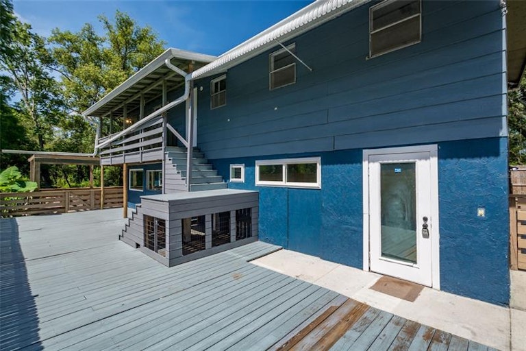 Photo 5 of 37 - 7230 Plathe Rd, New Port Richey, FL 34653