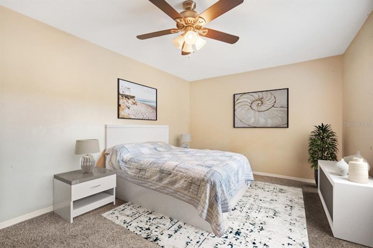 Photo 4 of 22 - 2127 Woods Trl, Lakeland, FL 33809