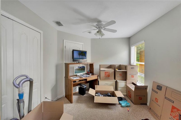 Photo 26 of 49 - 6609 Cherry Grove Cir, Orlando, FL 32809