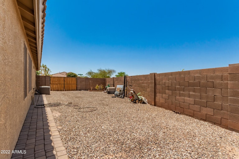 Photo 28 of 28 - 378 W Santa Gertrudis Cir, San Tan Valley, AZ 85143