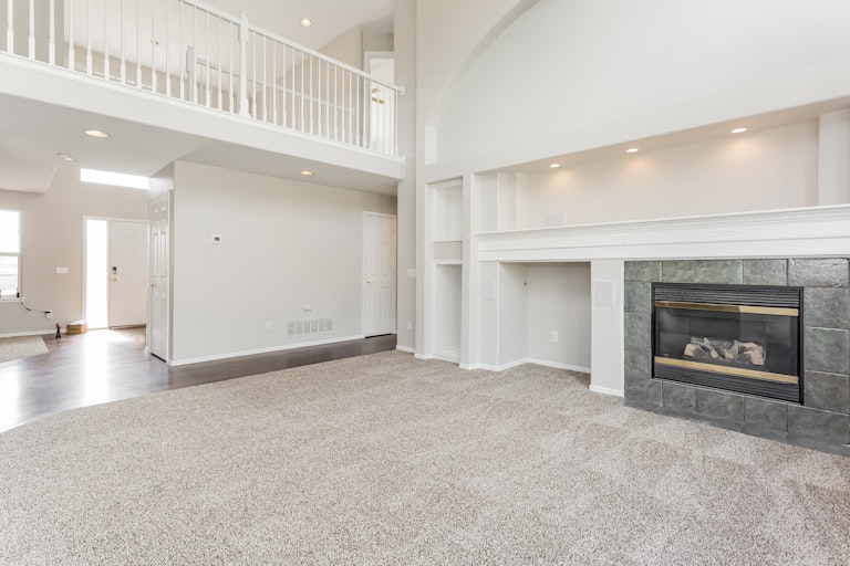 Photo 8 of 25 - 1715 Paonia Ct, Castle Rock, CO 80109