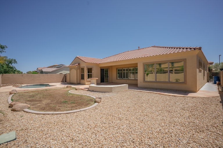 Photo 29 of 32 - 17618 W Desert Ln, Surprise, AZ 85388