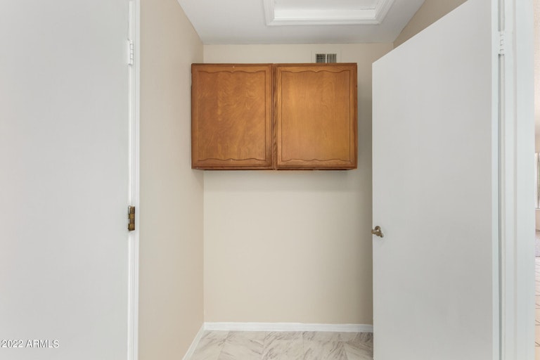 Photo 16 of 33 - 1525 E Todd Dr, Tempe, AZ 85283