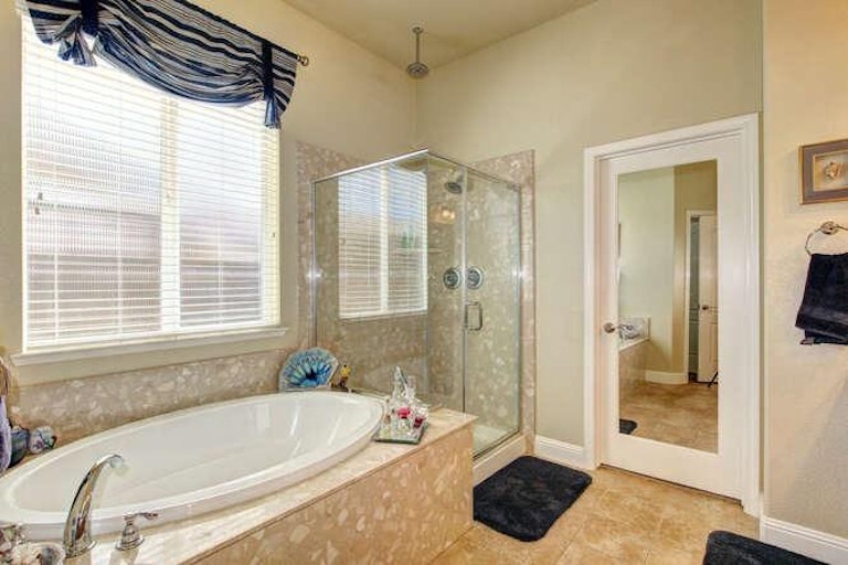 Photo 22 of 37 - 3469 Listan Way, Rancho Cordova, CA 95670