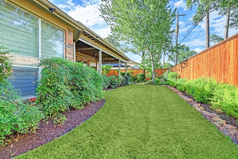 Photo 35 of 36 - 1518 Pine Chase Dr, Houston, TX 77055