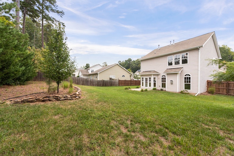 Photo 6 of 20 - 3422 Ranbir Dr, Durham, NC 27713