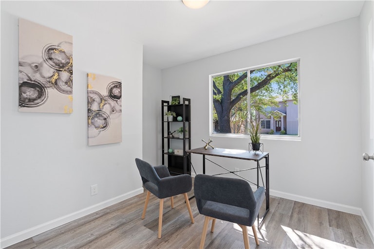 Photo 17 of 34 - 125 Segovia Way, Pflugerville, TX 78660