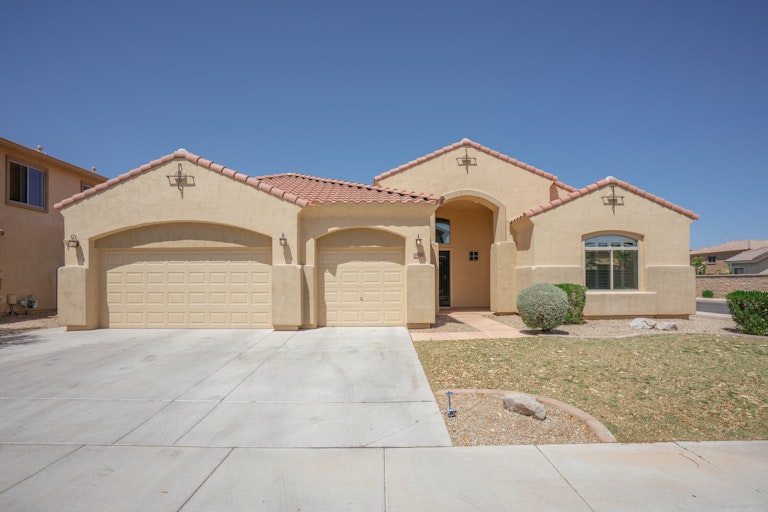 Photo 1 of 32 - 17618 W Desert Ln, Surprise, AZ 85388