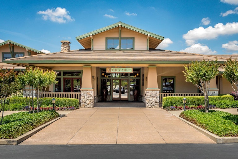 Photo 34 of 47 - 3970 Coldwater Dr, Rocklin, CA 95765