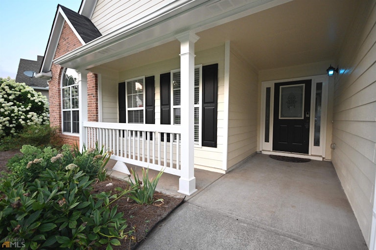 Photo 3 of 27 - 4160 McEver Park Dr, Acworth, GA 30101