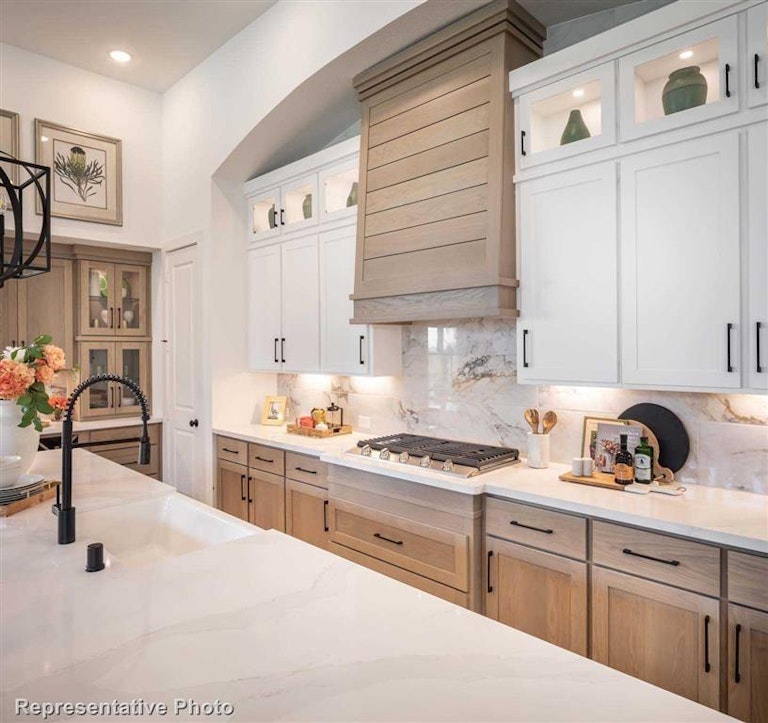 Photo 5 of 37 - 7511 River Birch Ct, Katy, TX 77493