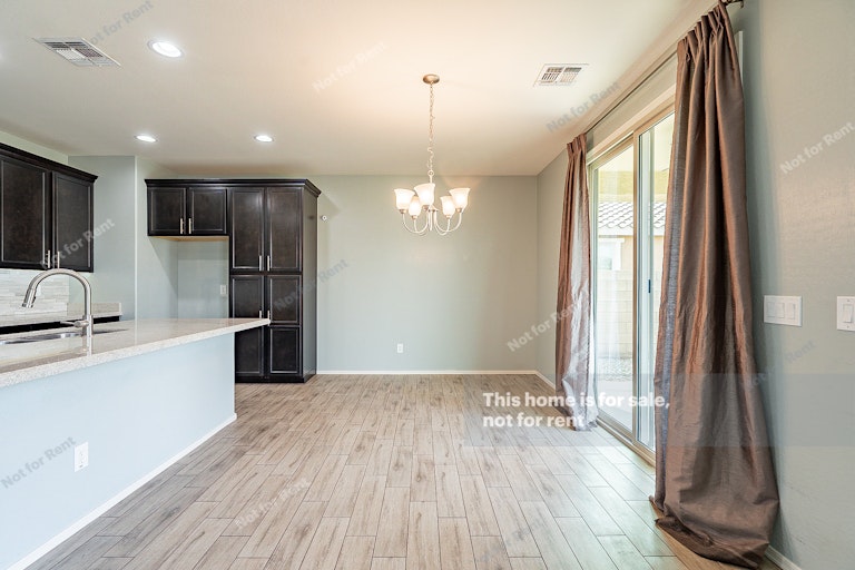 Photo 8 of 19 - 3328 E Rochelle St, Mesa, AZ 85213
