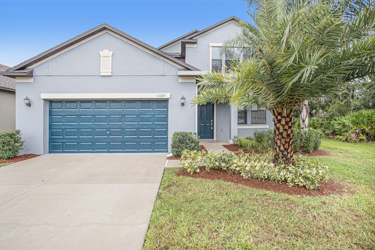 Photo 1 of 18 - 11009 Little Blue Heron Dr, Riverview, FL 33579