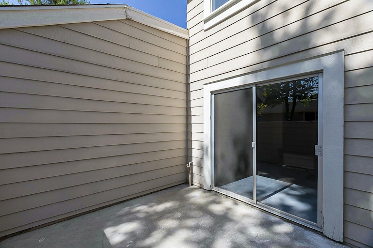 Photo 7 of 23 - 717 Walnut Dr, Lake Elsinore, CA 92530
