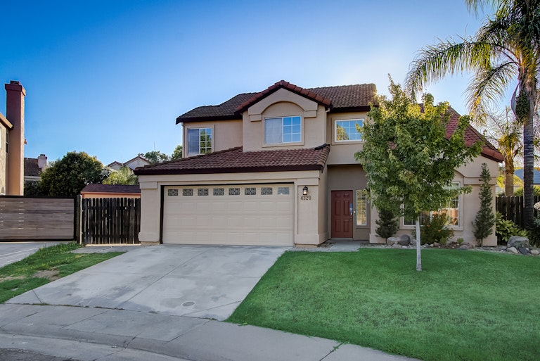 Photo 11 of 26 - 4320 Gairlock Ct, Antelope, CA 95843