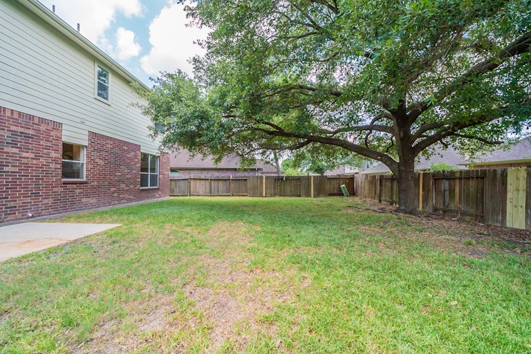 Photo 32 of 32 - 18802 Atascocita Forest Dr, Humble, TX 77346