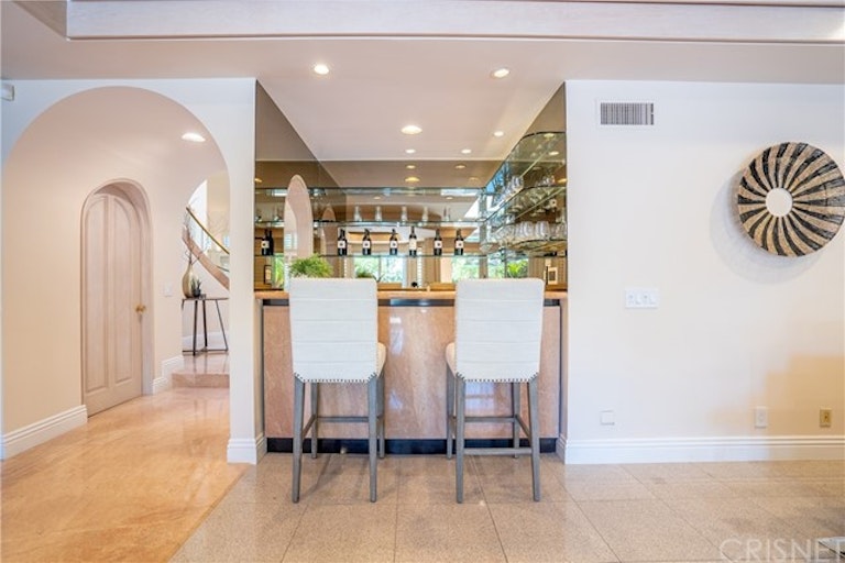Photo 21 of 72 - 10214 Candleberry Ln, Northridge, CA 91324