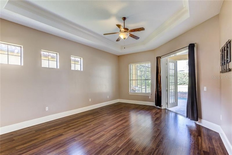 Photo 16 of 25 - 9520 San Fernando Ct, Howey In The Hills, FL 34737
