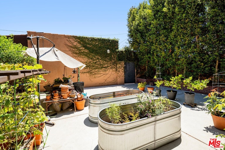 Photo 49 of 51 - 3759 Brayton Ave, Long Beach, CA 90807