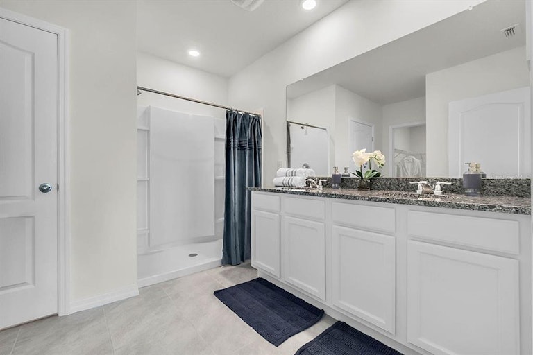 Photo 25 of 28 - 5508 Siltstone St, Lakeland, FL 33811
