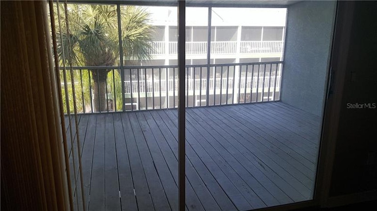 Photo 18 of 22 - 737 Pinellas Bayway S #207, Saint Petersburg, FL 33715