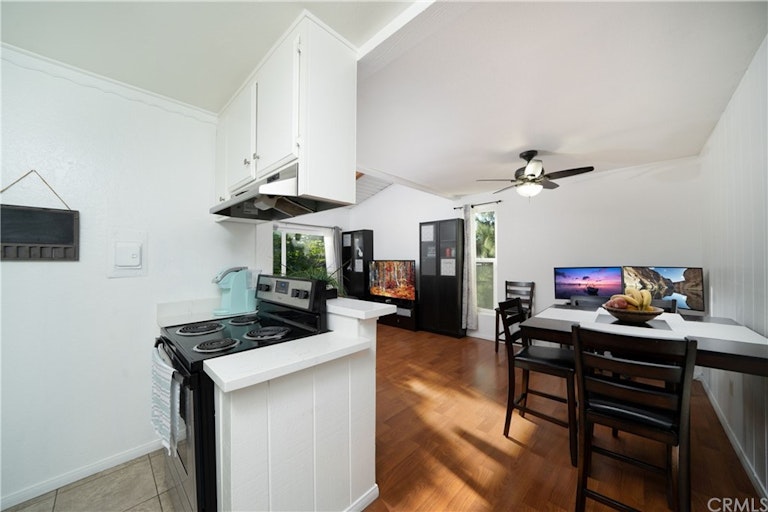 Photo 11 of 25 - 1010 W MacArthur Blvd #136, Santa Ana, CA 92707