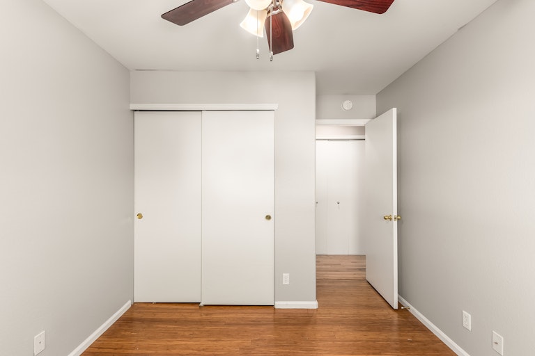 Photo 16 of 19 - 11052 Claude Ct, Northglenn, CO 80233