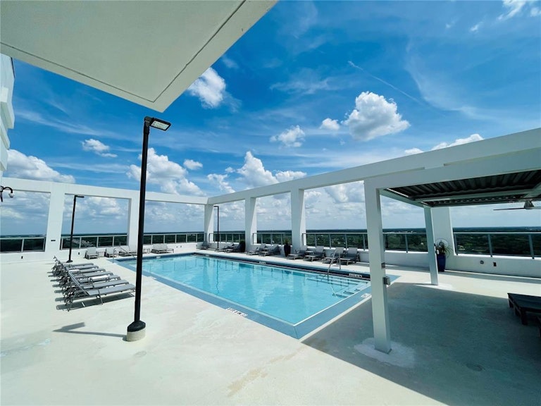 Photo 17 of 28 - 260 S Osceola Ave #1102, Orlando, FL 32801