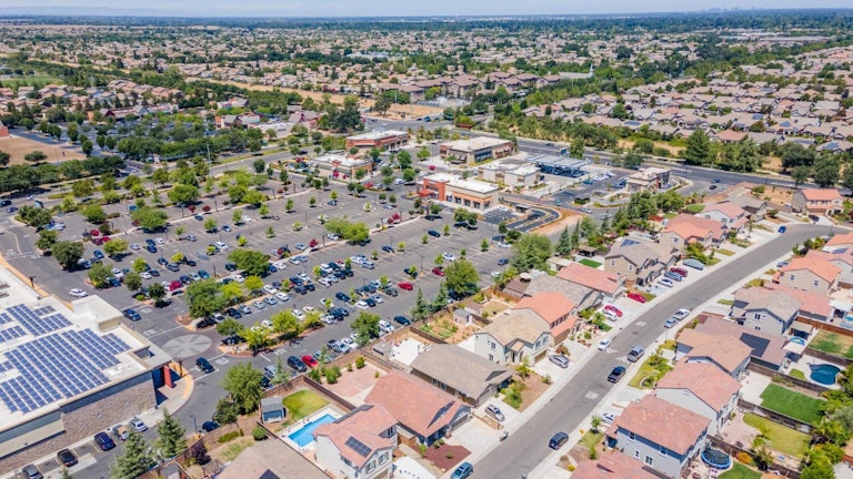 Photo 45 of 51 - 7553 Chappelle Way, Elk Grove, CA 95757