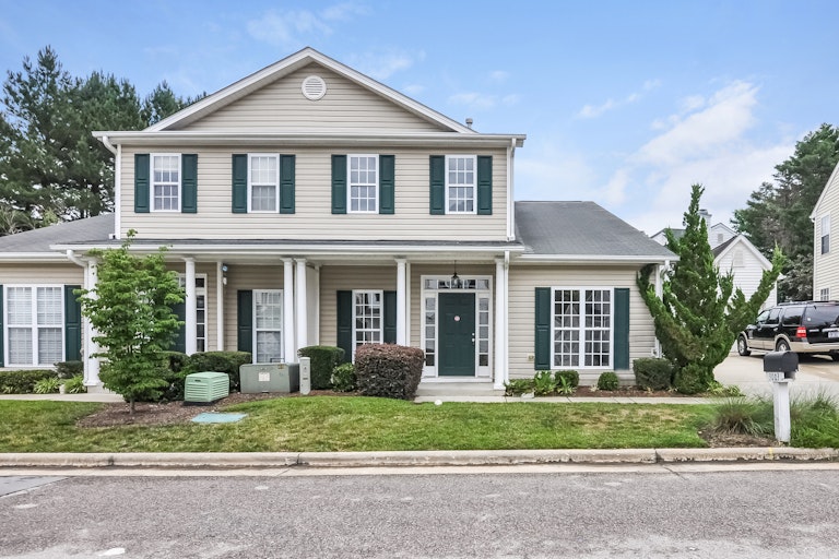 Photo 1 of 25 - 3003 White Cloud Cir, Apex, NC 27502