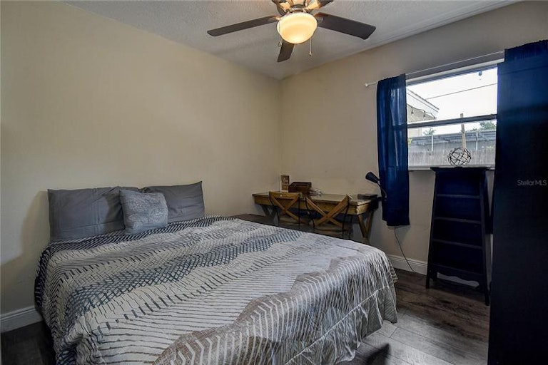 Photo 17 of 25 - 1625 Madrid Dr, Largo, FL 33778
