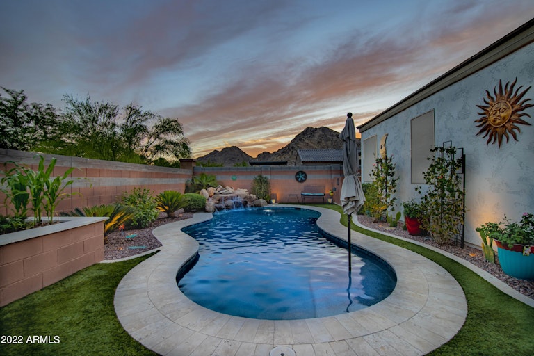Photo 2 of 39 - 4581 W Pelotazo Way, Queen Creek, AZ 85142