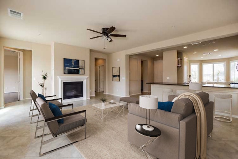 Photo 2 of 27 - 5245 Paseo Famosa, Hemet, CA 92545