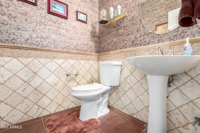 Photo 17 of 30 - 9003 S 53rd Dr, Laveen, AZ 85339